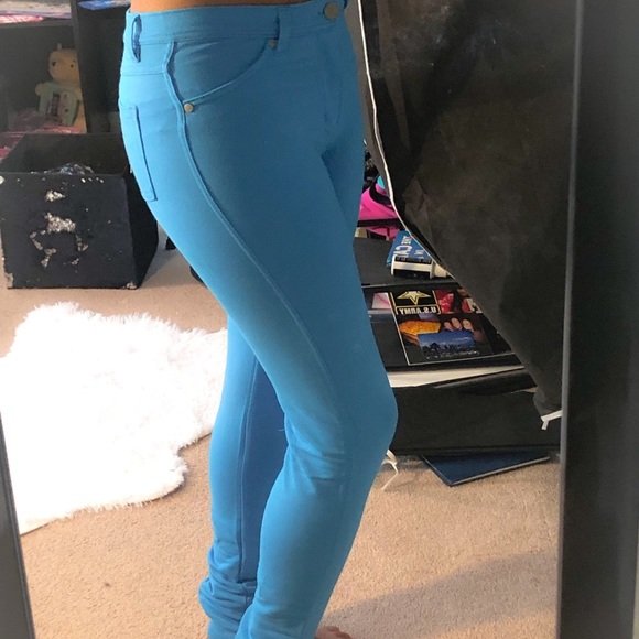 Women’s Skinny stretch pants. - Picture 5 of 6